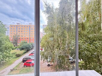 KVP - BAUEROVA 2 IZBOVÝ BYT 51 M2, MUROVANÉ JADRO, PLASTOVÉ  - 12