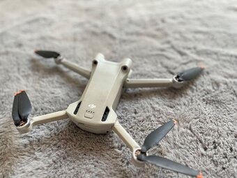 Dron DJI Mini 3 Pro - 12