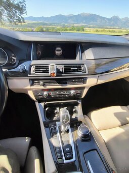 BMW 5 ixdrive 530d 190kw - 12