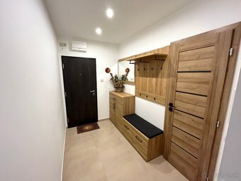 Na predaj 3 izbový byt s loggiou na Kramároch - 12