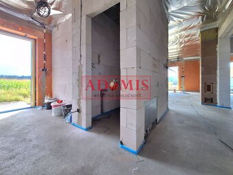 ADOMIS - Predáme 4izbový tehlový bungalov RUSKOV, všetky IS, - 12