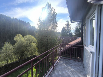 - R E Z E R V O V A N É - DOM CHALUPA V TICHEJ BOČNEJ ULICI  - 12