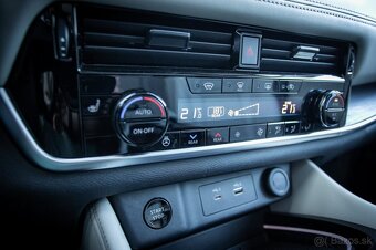 NISSAN X-TRAIL e-Power 4x4 Tekna 116kW 2024 - 12