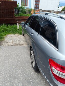Mercedes C220 CDI Combi (Zadretý motor) - 12