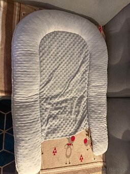 Rastúca houpajúca srdiečková postielka biela - 12