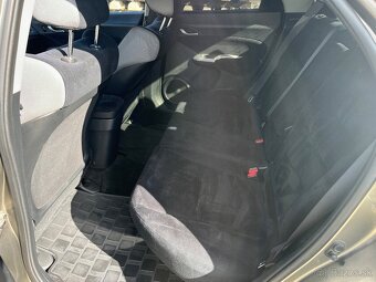 Honda Civic 8g diesel - 12