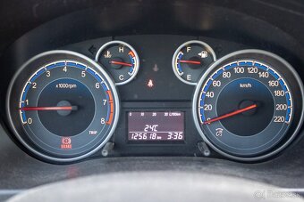 Suzuki SX4. - 12