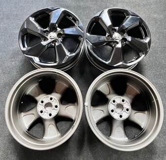 5x114,3 R18 Originál ALU Toyota RAV4 5.Gen.- černé - senzor - 12