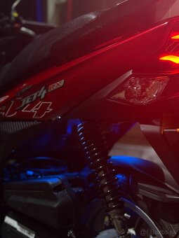 Sym Jet 4 RX 50 - 12