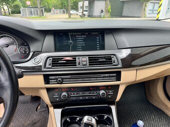 BMW F10 528i - 12