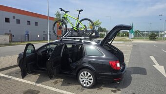 Škoda Superb Combi 2.0 TDI CR 4x4 140k Comfort DSG - 12