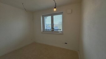 NA PREDAJ - Rodinné domy v Jarku, 4 izb. bungalovy - 12