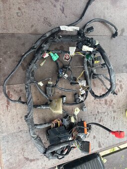 Gsxr 600 k5 diely - 12