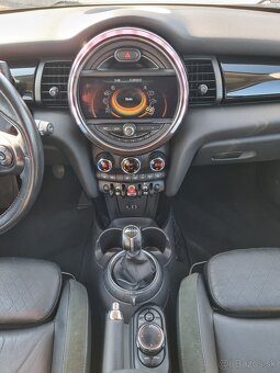 Mini Cooper S JCW 2.0i 192k MT6 3.dv. za 9.990 € - 12