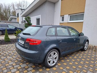 Audi A3 1.6 TDI AUTOMAT originál 159000 km - 12