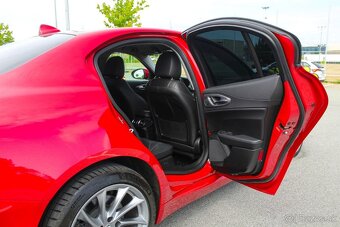 Alfa Romeo Giulia 2.2 JTDM Veloce AT AWD - 12