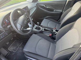 Hyundai i30 kombi 1.6crdi 85KW M6 RV2021 - 12