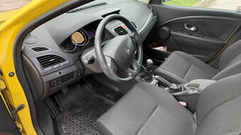 Renault Megane 1,6 / 16 V - 12