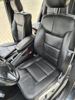 Mercedes Benz ML 350 CDI 4MATIC - 12