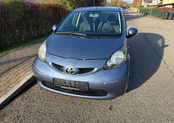 Toyota Aygo 1,0 i klima serviska nová STK benzín manuál - 12