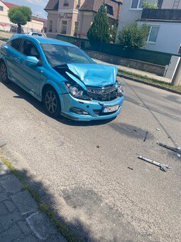 Opel Astra GTC OPC 1.6 85kw - 12