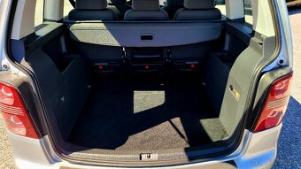 Volkswagen Touran 1.9 TDI- 77 kw  Trendline - 12