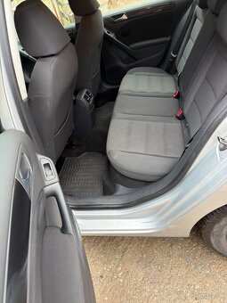 Volkswagen Golf VI 1.6 TDI - 12