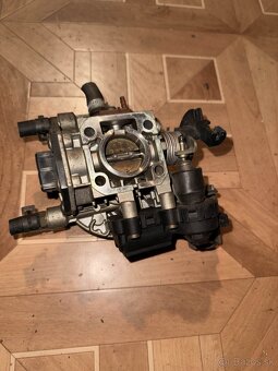 náhradné diely felicia - 12