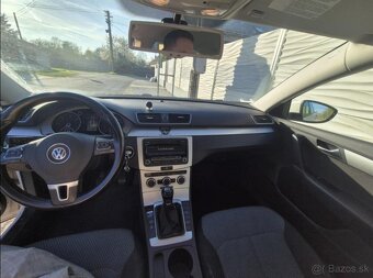 VW Passat 1.6 TDI  Variant Comfortline - 12