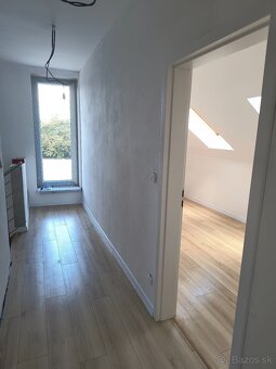 LUXUSNÝ 5 IZB. RD V SENCI V ŠTANDARDE - 12