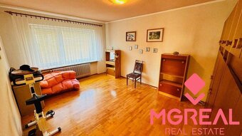 Na predaj priestranný 5 i dom s bazénom Partizánske - Šimono - 12