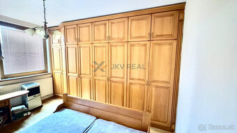 Predaj: Kompletný a Zrekonštruovaný 3-izbový Byt s Balkónom  - 12