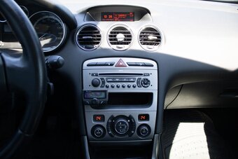 Peugeot 308 SW 1.6 HDi (2008) - 12