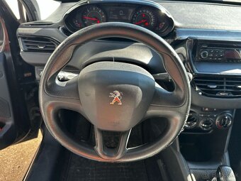 Peugeot 208 1.4 HDI - 12