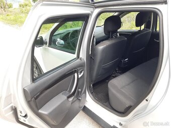 Dacia Duster 1,6 4x4 - 12