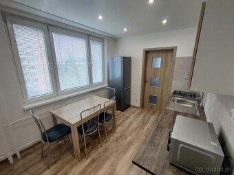 Rekonštruovaný 3 izb. blízko Centra, Južná tr., LO, zariaden - 12