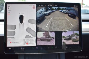 Tesla Model Y Long Range AWD - 12
