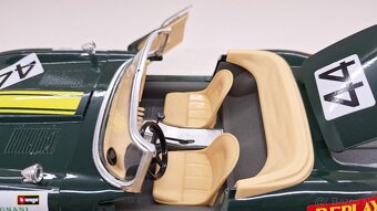 1:18 JAGUAR E CABRIO No. 44 - 12