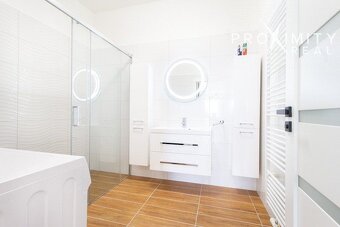Na prenájom 3 izbový byt s priestrannou 27m2 terasou - 12