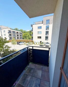 Moderný 2-izbový byt s balkónom, 2 parkovacími miestami a kr - 12