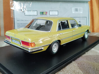 1:18 Mercedes - 12