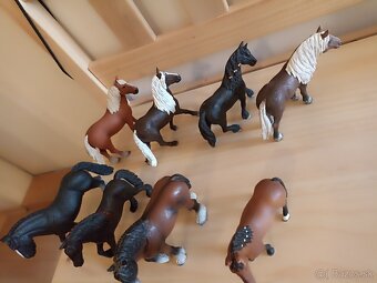 SCHLEICH - 12