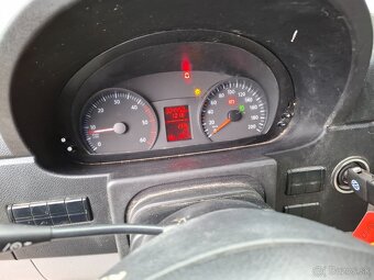 VW Crafter 2.5 TDI 100Kw Bus Klima 9 mist, Model 2011 - 12