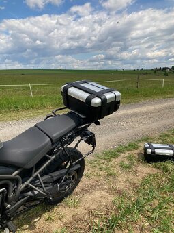 TRIUMPH TIGER 800 XR - 12