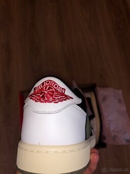 Nike Air Jordan 1 Low Travis Scott Olive - 12