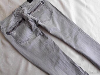 Armani Jeans pánske riflové nohavice  L-36 - 12