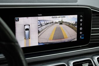 Mercedes-Benz GLS 400 d 4MATIC A/T - 12