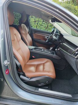 Volvo V90 Cross Country 4x4 AKCIA - 12