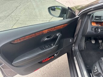 Volkswagen Passat CC - 12