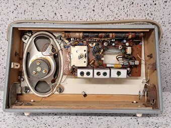 Transistor-Reiseempfänger R100 SternRadio Berlin VEB RFT - 12